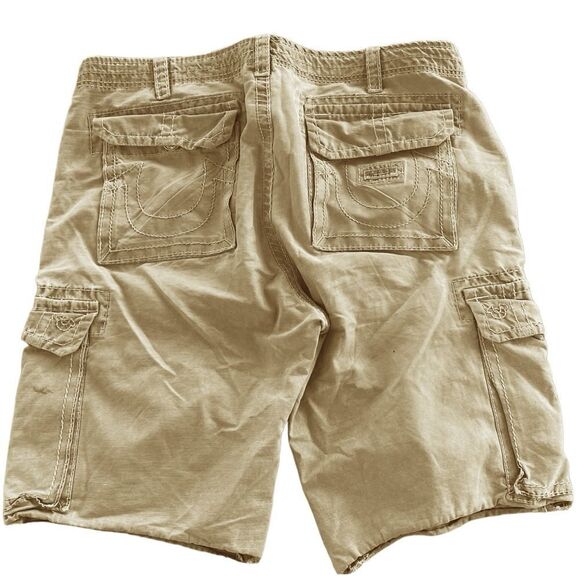 True Religion Tan Cargo Shorts for Men - Picture 4 of 7